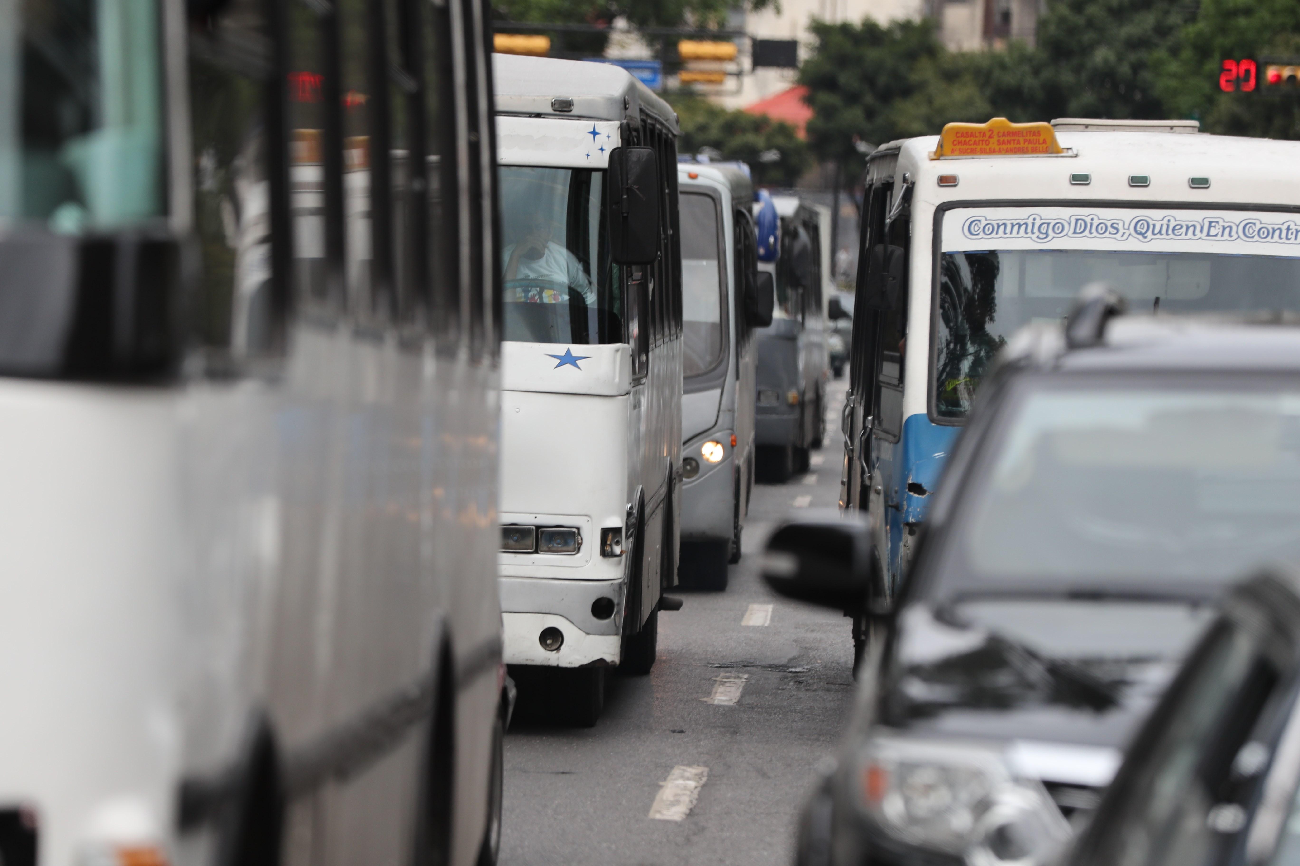 Por qué 90% del transporte público venezolano no utiliza medios de pago digitales