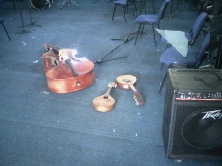 Delincuentes robaron y destrozaron instrumentos musicales de la Universidad de Oriente (FOTOS)