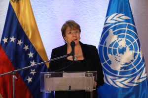 A Michelle Bachelet le preocupan los bajos niveles de ingresos de los venezolanos (Informe)