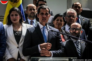 Presidencia (e) tilda de abominable muerte del C/C Rafael Acosta Arévalo (COMUNICADO)