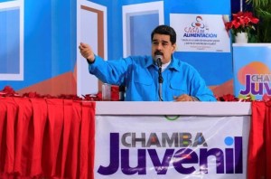 El chavismo aprieta el bolsillo y humilla a los inscritos en “Chamba Juvenil”: Un bono pa’ comprar un pan sobado