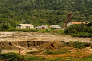Juan Guaidó designa comisión para investigar robo al Arco Minero