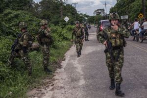 Murió un soldado tras combates entre el Ejército colombiano y disidencias de las Farc en Valle del Cauca
