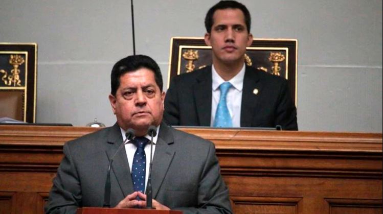 Guaidó alertó que la vida del diputado Edgar Zambrano en manos del régimen corre peligro