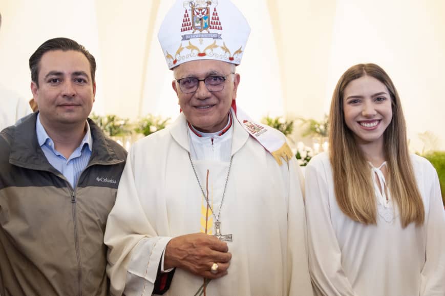 Fabiana Rosales asistió a eucaristía por Venezuela junto al Cardenal Baltazar Porras (Fotos)