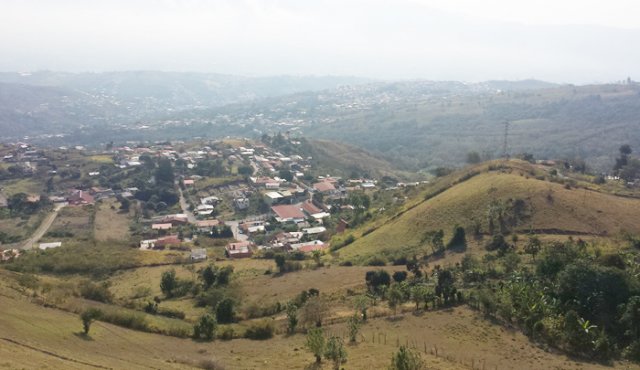 Denuncian censo estudiantil de guerrilla colombiana en zona rural del Táchira