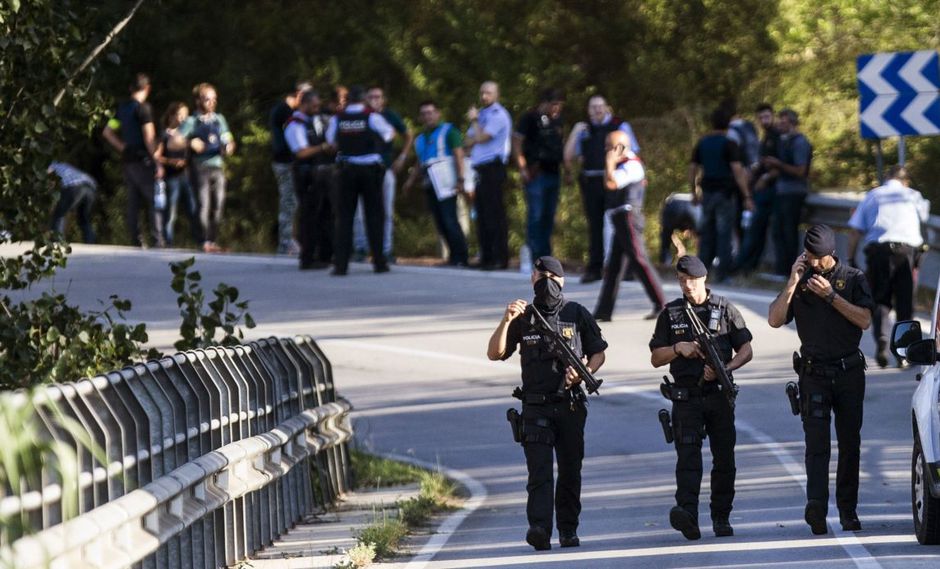 Hallan sin vida a bebé arrojado a un río en España por su padre menor de edad