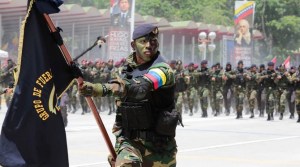 Maduro ordenó nuevos ejercicios militares sin la presencia del ministro de Defensa Padrino López