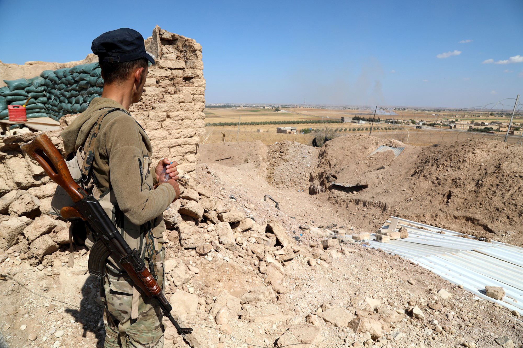 Gobernador turco acusa a bombardeos kurdos por la muerte de dos civiles