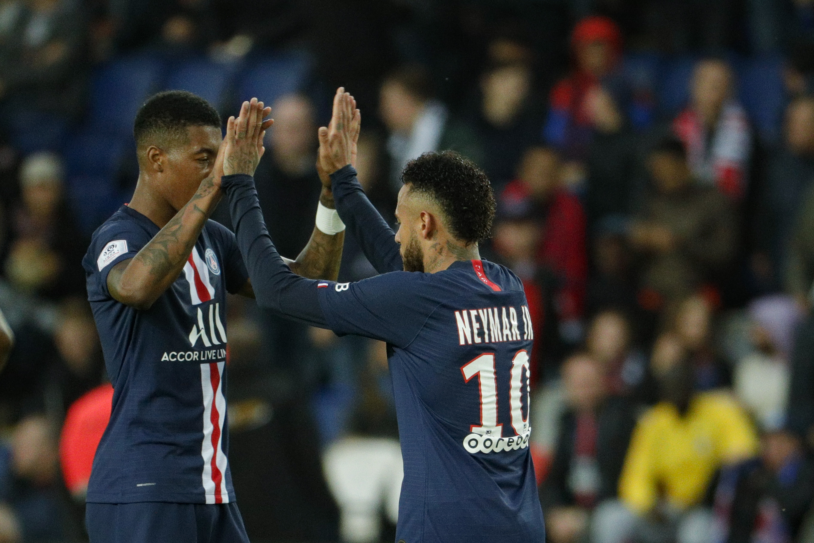 El PSG sacude al Angers con goles de Sarabia, Icardi y Neymar