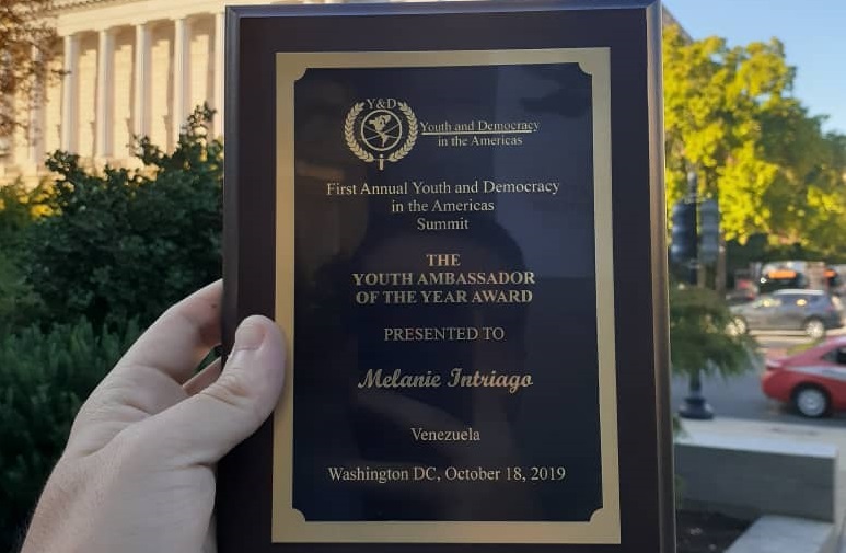 Venezolana premiada por Youth and Democracy in the Americas y la OEA como embajadora juvenil del año