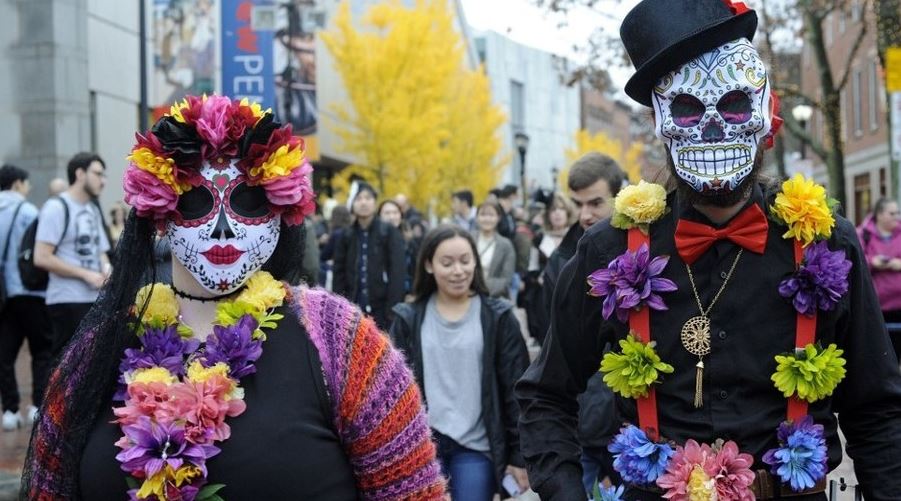 Cinco países, además de México, que celebran el Día de los Muertos (Fotos)