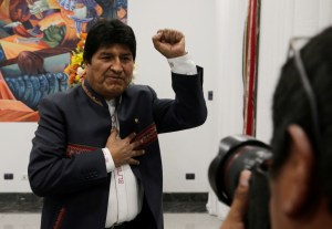 Evo Morales llama a reunión urgente con movimientos afines tras recibir ultimátum para que renuncie