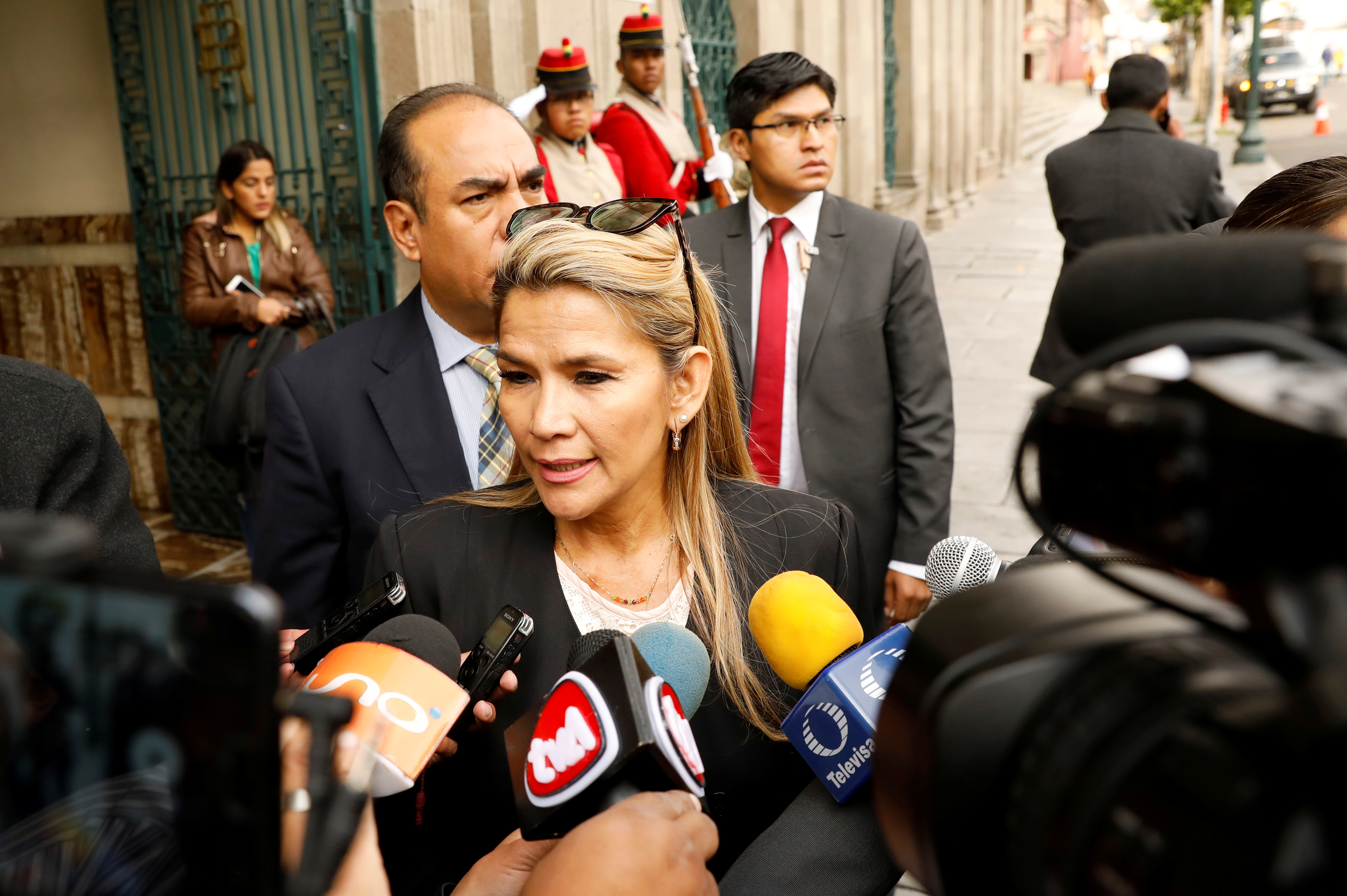 Moscú reconoce a Jeanine Áñez como presidenta interina de Bolivia
