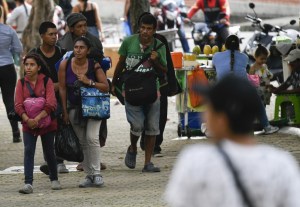 Bachelet insta a los países a “no limitar” el ingreso de venezolanos