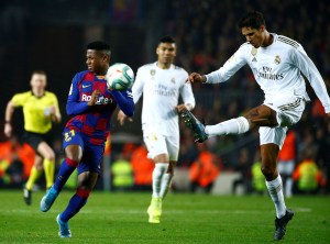Real Madrid denunció que el árbitro ni el VAR vieron dos penaltis ante Barcelona