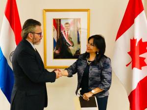 Viera Blanco y embajadora de Paraguay en Canadá afianzaron relaciones