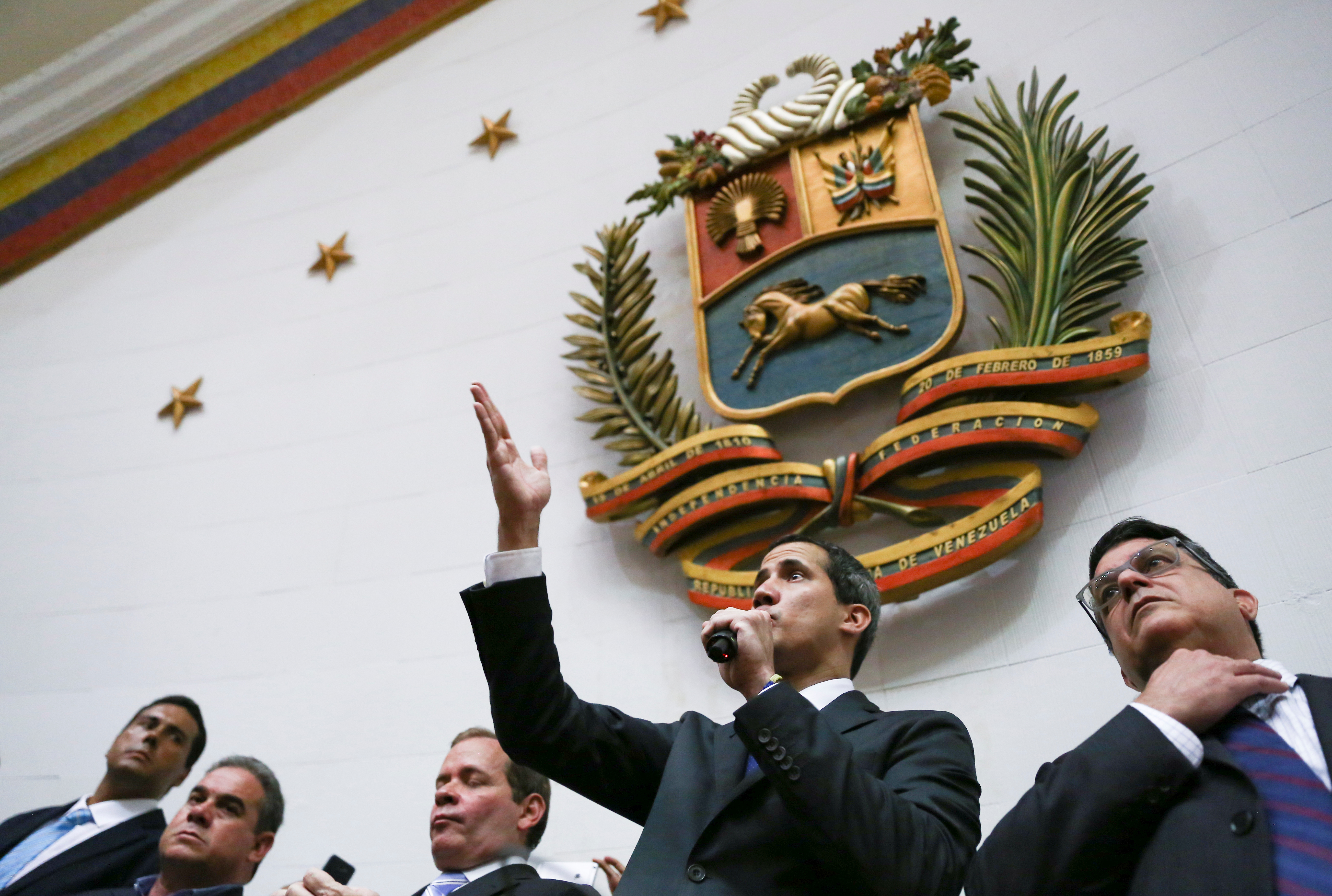 Guaidó advirtió que Maduro intentará militarizar el Parlamento este 5 de enero