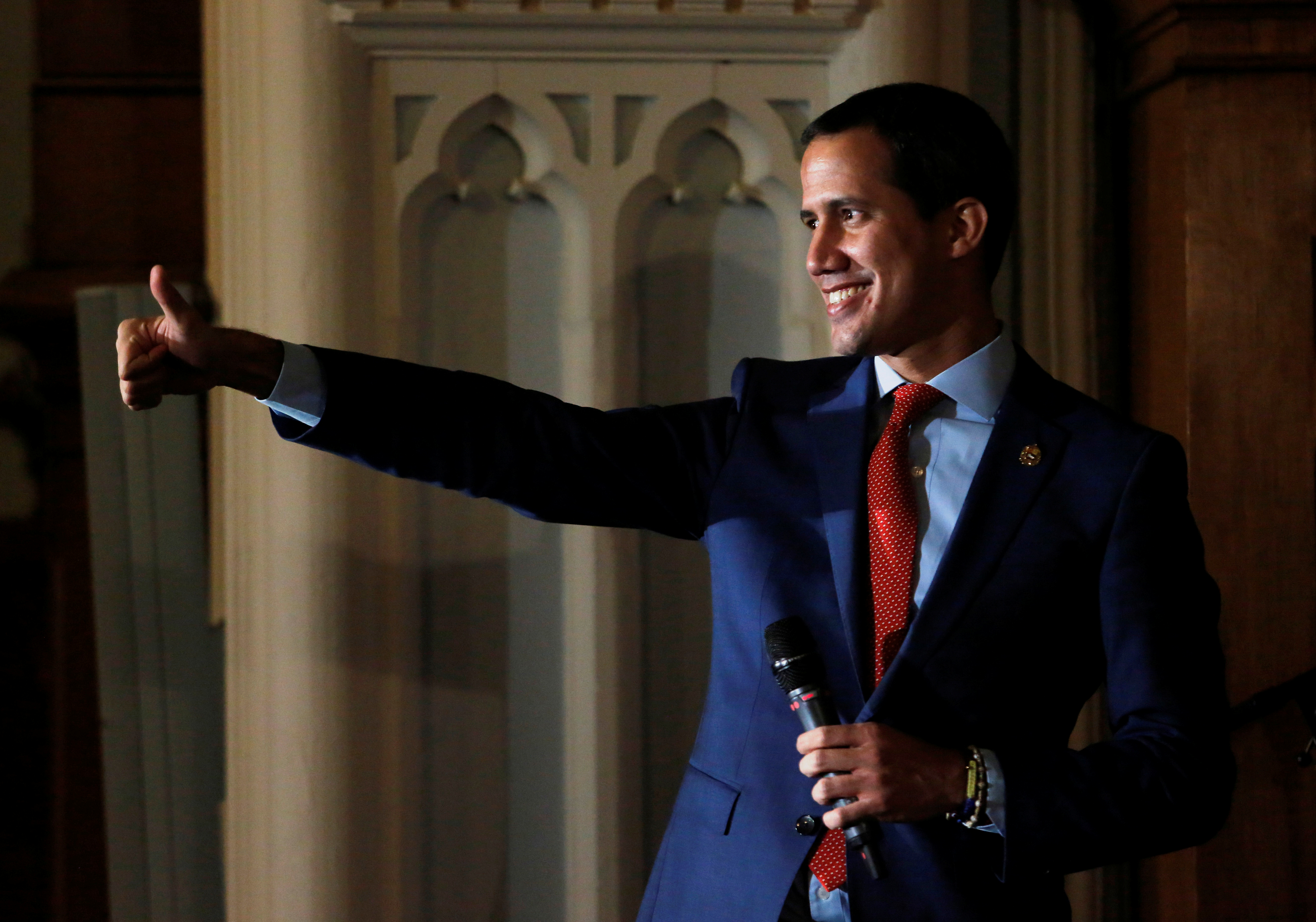 La calurosa bienvenida que recibió Guaidó durante su llegada a Miami (Videos)