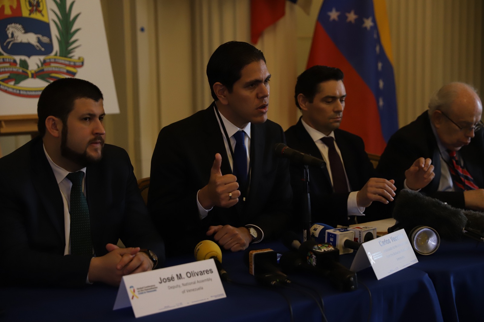Agárrate Parra: Anuncian que solicitarán a la comunidad internacional sanciones para los diputados traidores