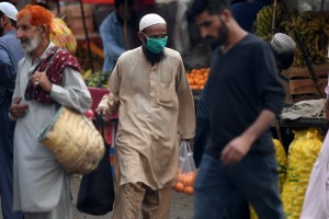 Ocho nuevos muertos en Irán por nuevo coronavirus