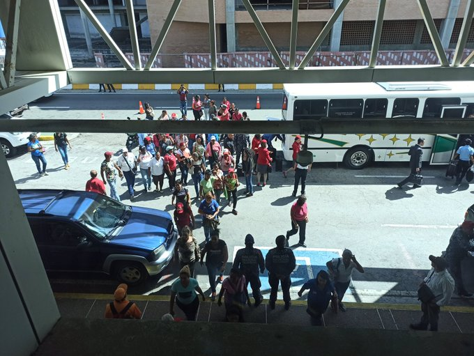 Sntp denuncia hostigamiento a periodistas en el Aeropuerto de Maiquetía