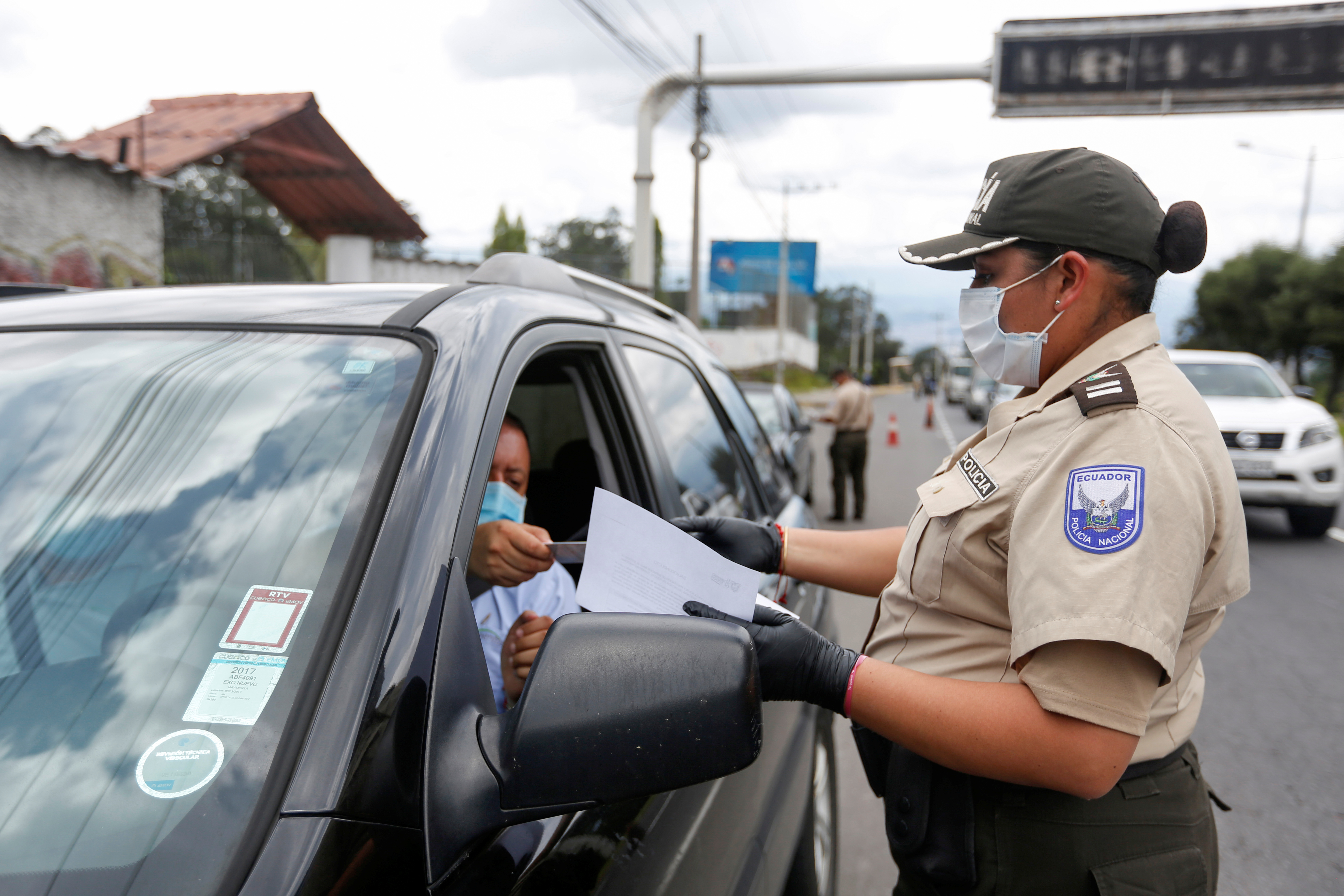 La dura decisión de Ecuador: Harán una fosa común para sepultar a las víctimas del coronavirus