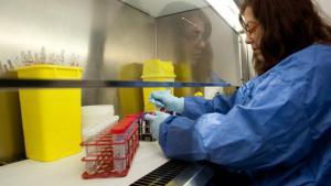Cataluña arranca el primer ensayo para tratar el coronavirus