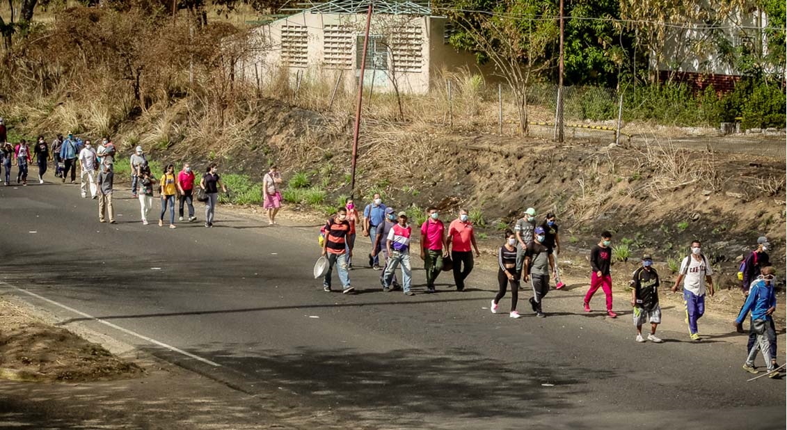 Las medidas de confinamiento en Bolívar chocan con la sobrevivencia de los guayaneses