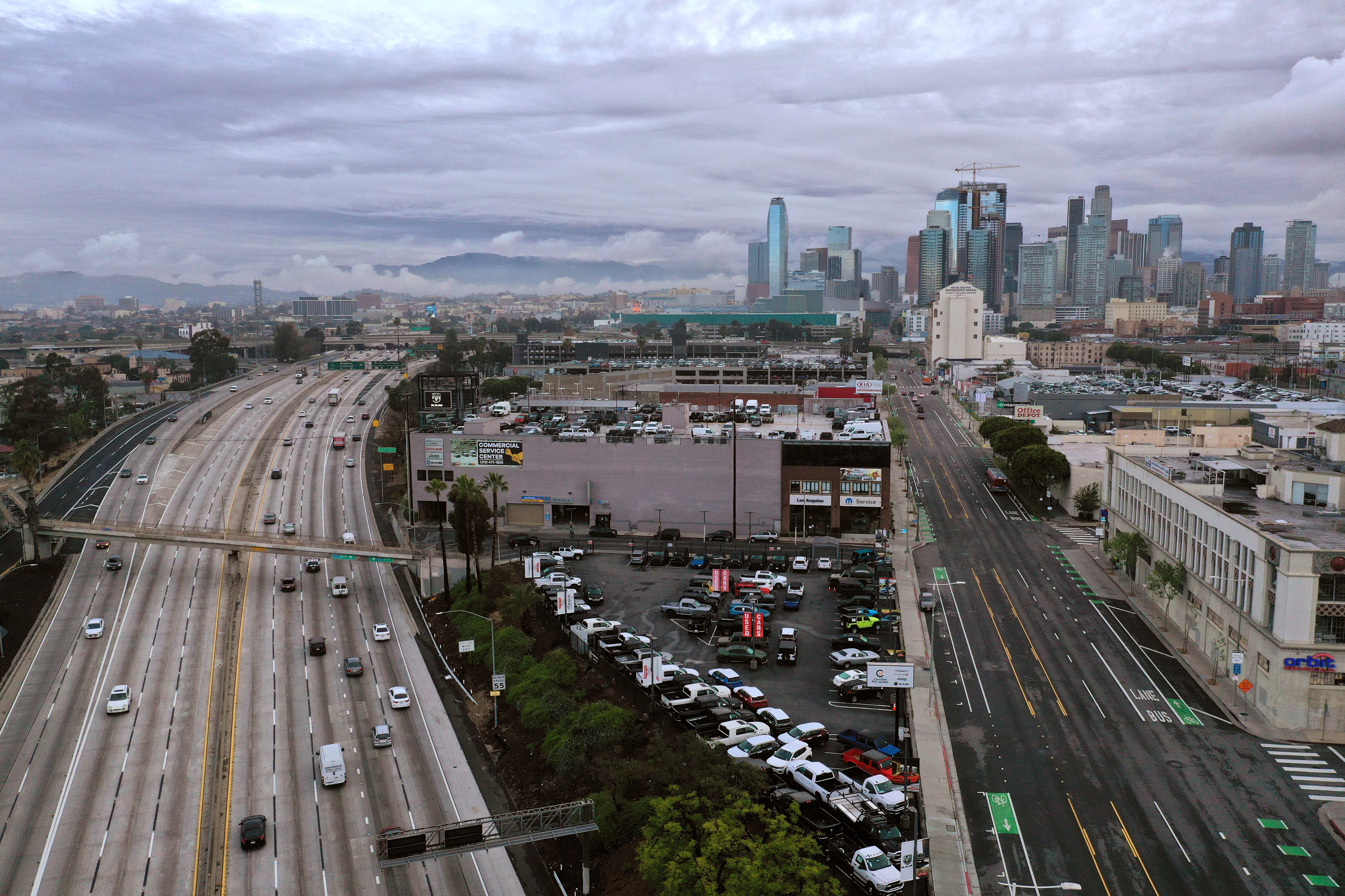 Prostitutas en México duermen en las calles, mientras coronavirus aleja a clientes y cierra hoteles