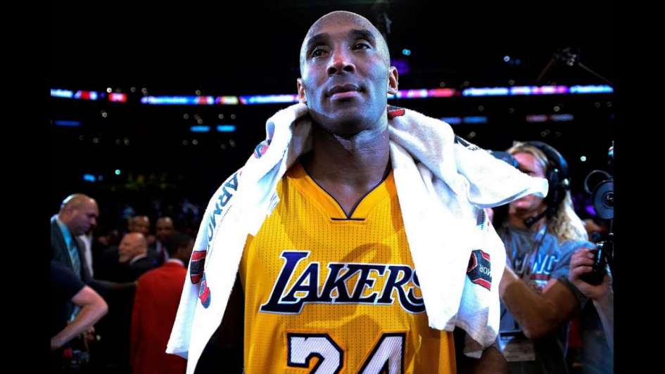 Increíble: La “jugosa” suma que pagaron por una toalla que usó Kobe Bryant 