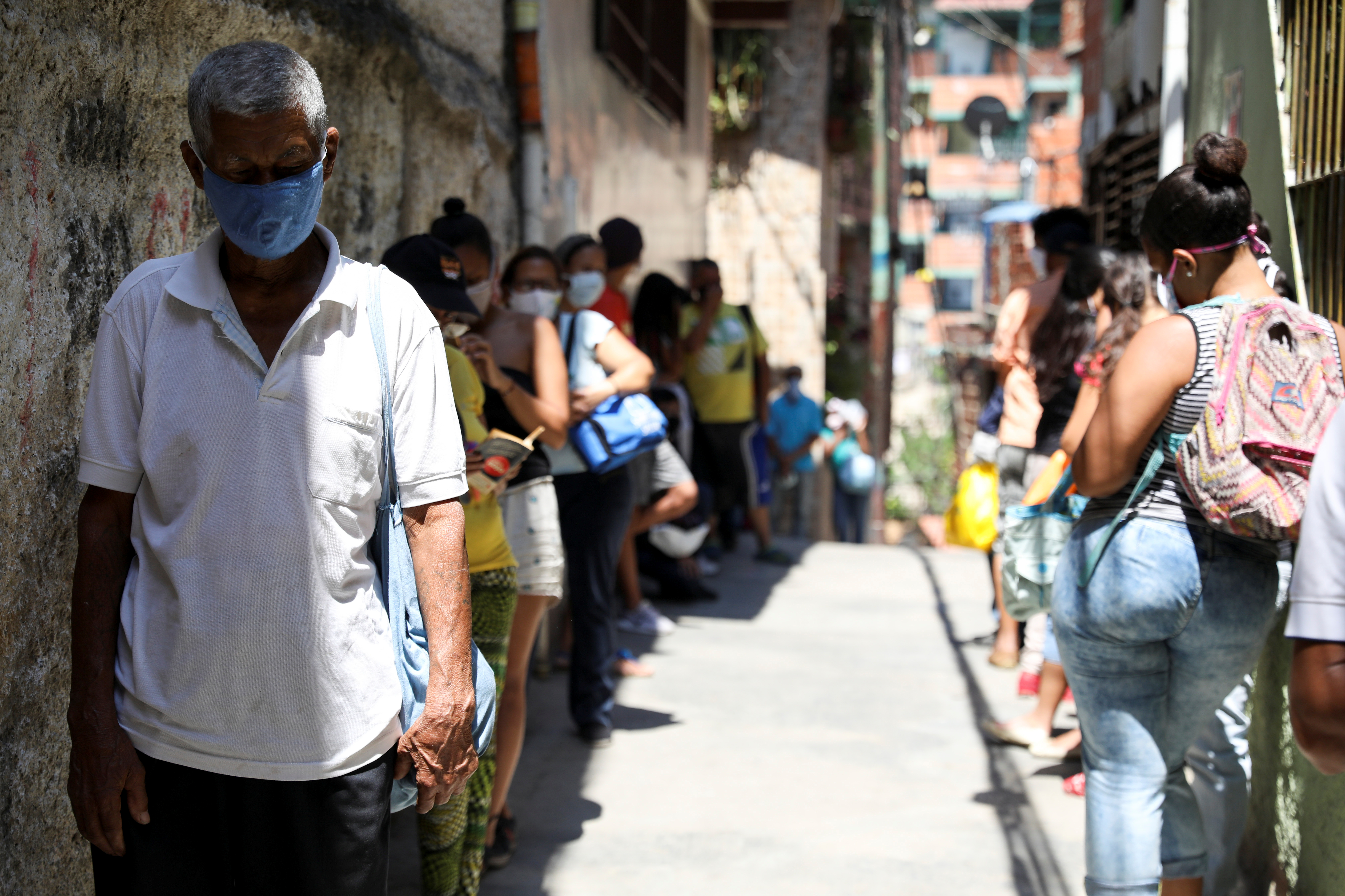 Jorge Rodríguez confirma 34 nuevos casos de coronavirus para un total de 1245 en Venezuela