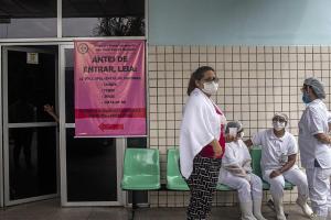 El coronavirus ya circulaba en Brasil antes del carnaval, según informe