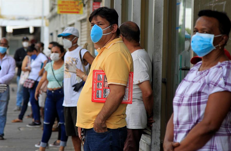 Las víctimas mortales en Colombia por coronavirus se elevan a 1.045