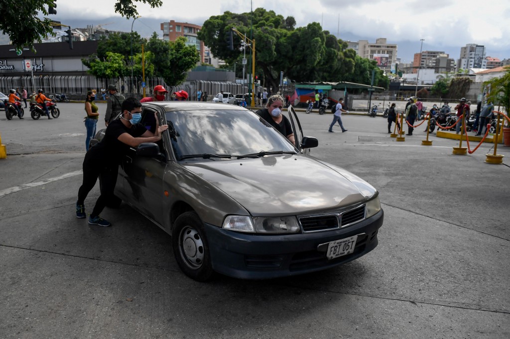 Surtir gasolina a nivel nacional se ha vuelto un problema para los venezolanos