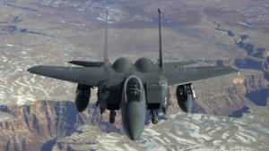 Un caza militar estadounidense F15 se estrella en el mar del Norte