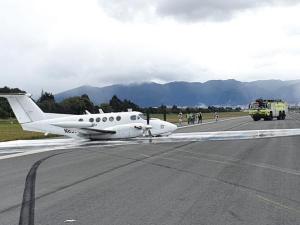 Tren de aterrizaje colapsó: Avión siniestrado en Colombia pertenece a la DEA (Fotos y Video)
