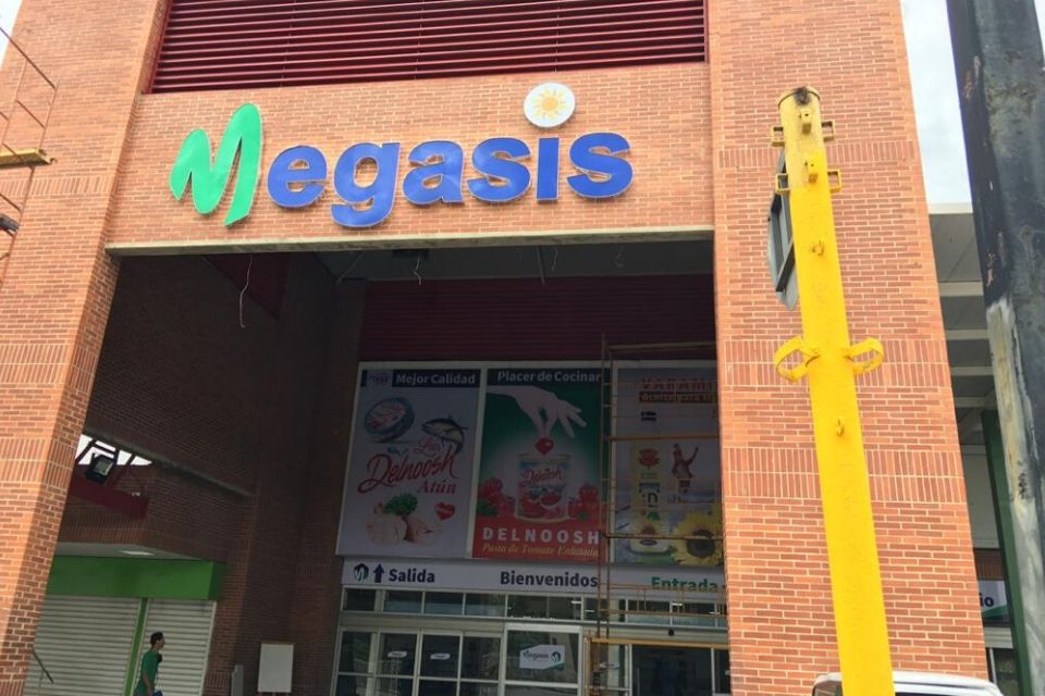 Así es Megasis, el primer supermercado iraní en Venezuela (Fotos)