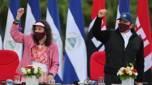 Daniel Ortega reapareció a la vista de Nicaragua con una mascarilla y criticando a EEUU