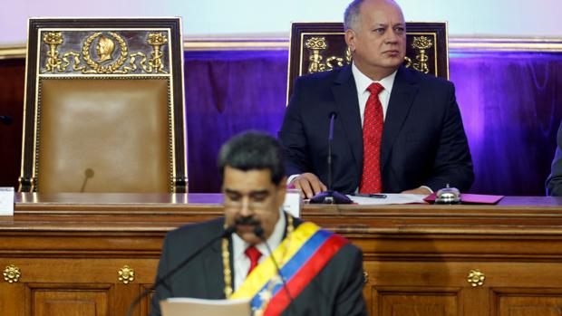 Maduro reduce el poder de fuego de Diosdado Cabello en el Ejército venezolano