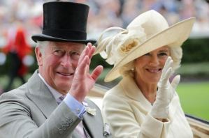 La otra familia del príncipe Carlos: Quiénes son los “hermanastros olvidados” de William y Harry