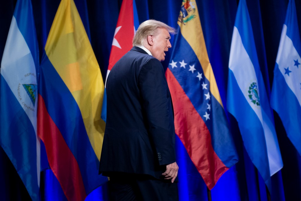 Trump anuncia coalición de “Latinos Americanos” a su favor para elecciones presidenciales