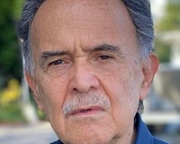 Omar Estacio Z.: “Playa Seca” y otros síndromes RoboLucionarios