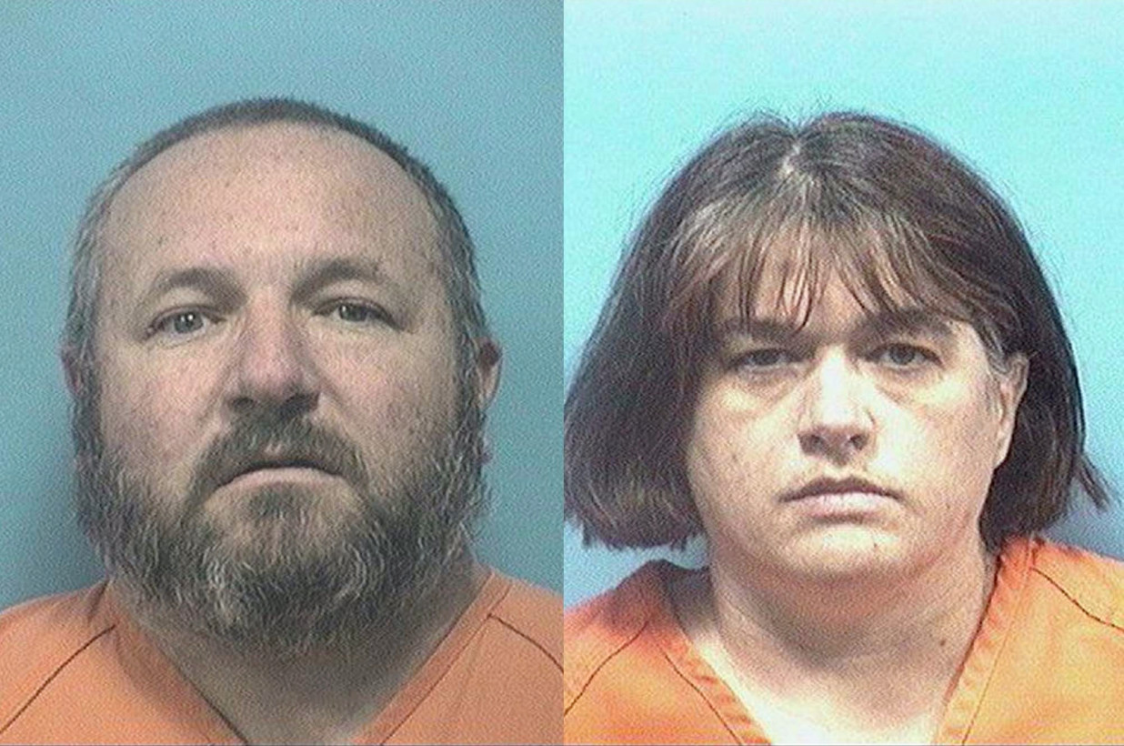 Padres de Alabama condenados a dos años por encerrar a su hijo adoptivo en el sótano 23 horas al día