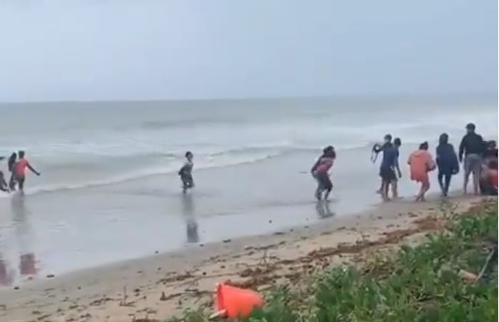 Niños venezolanos deportados de Trinidad deberán permanecer en la isla tras decisión de Corte