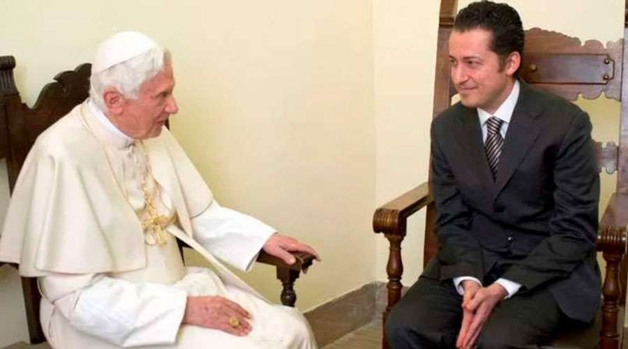 Murió el mayordomo que traicionó a Benedicto XVI