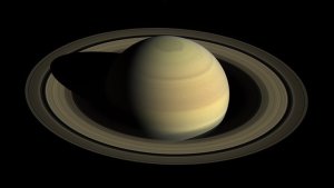 Científicos revelaron cuál evento astronómico habría formado los anillos de Saturno