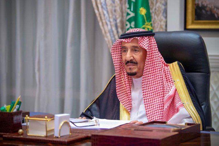 Cumbre de dirigentes del Golfo en Arabia Saudita para resolver la crisis con Catar