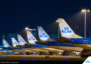 Aerolínea KLM anuncia pérdida de 800 a mil empleos suplementarios