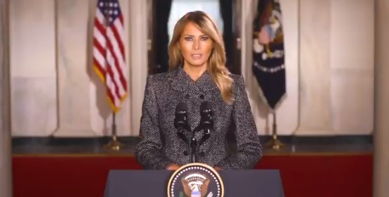 “La violencia nunca es la solución”, dice Melania Trump en video de despedida